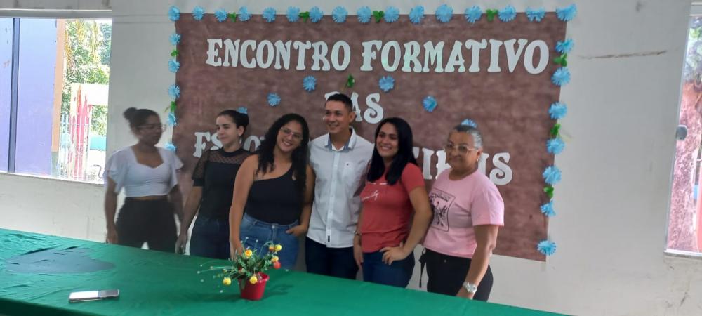 Em Pl Cido De Castro Assistentes Educacionais E Mediares Lotados Na