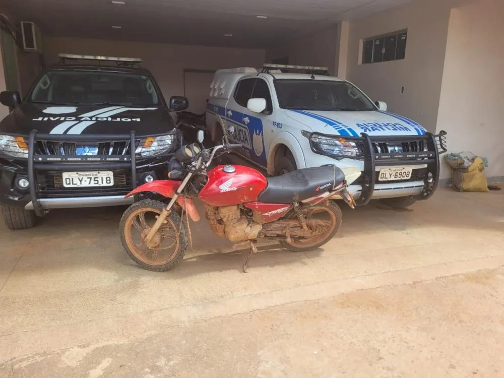 Polícia de Plácido de Castro recupera motocicleta que havia sido levada de vereador durante assalto, ocorrido no Ramal Mendes Carlos 1